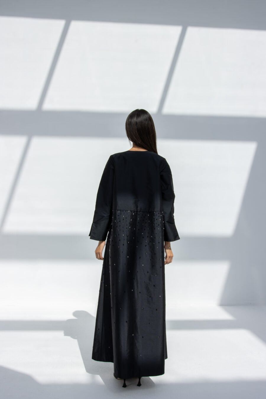 Ebony Elegance Embroidered Abaya - Image 3